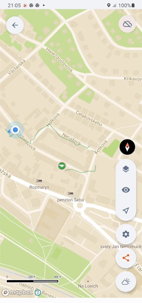 El recorrido del perro junto a la posición propia.